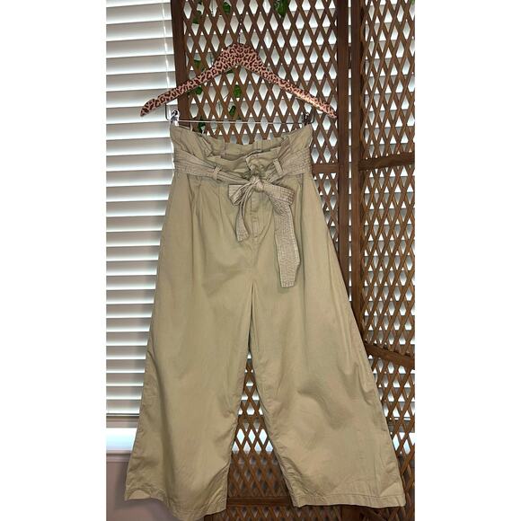 American Eagle Olive Green cropped Flare Paper Bag Pants sz 4R - Picture 1 of 2